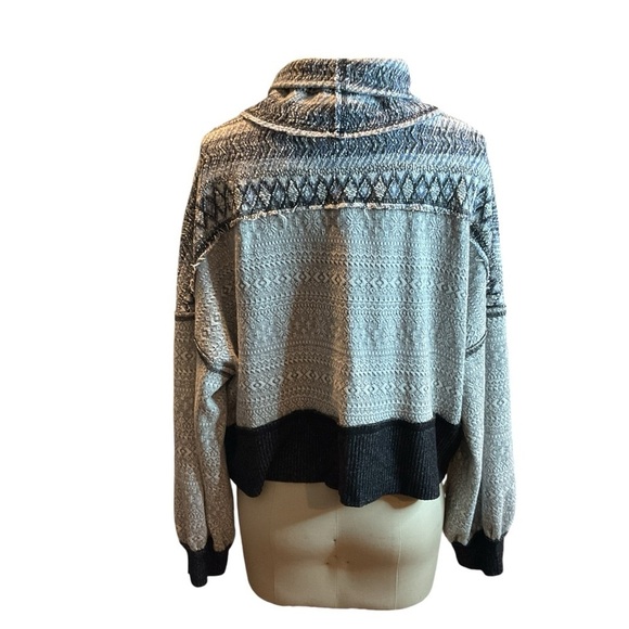 Free People At The Lodge Turtleneck Sweater Small EUC - Picture 7 of 15